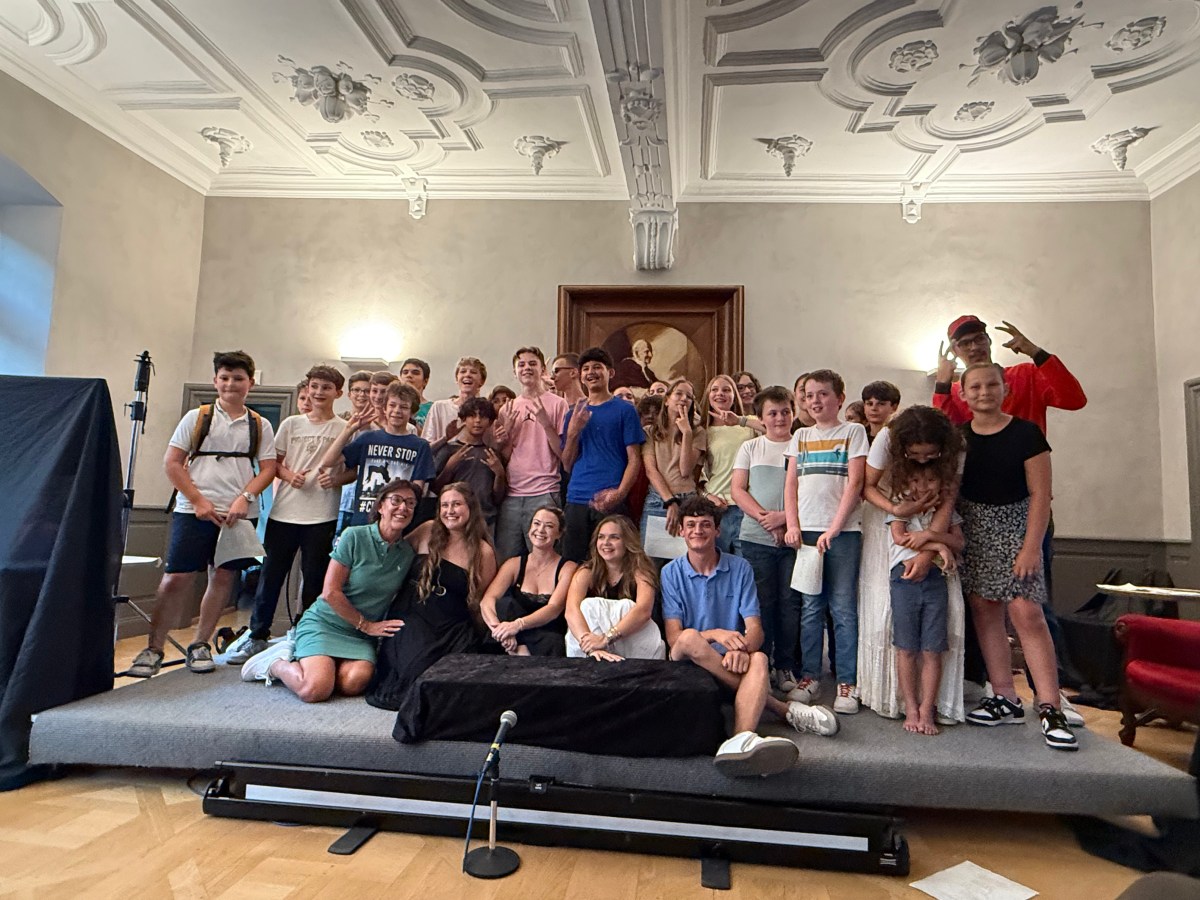 STAGES LINGUISTIQUES